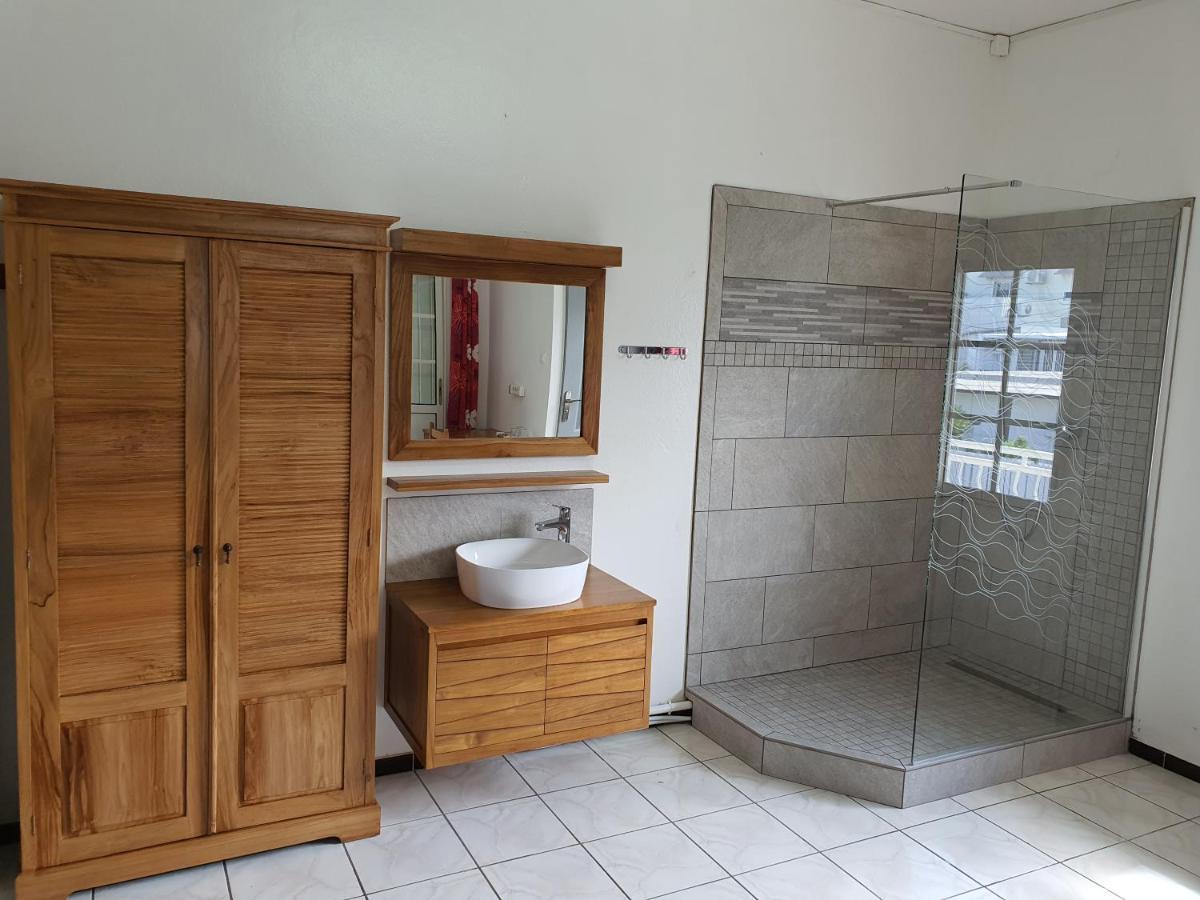 Hotel Chez Papa Daya 생피에르 외부 사진