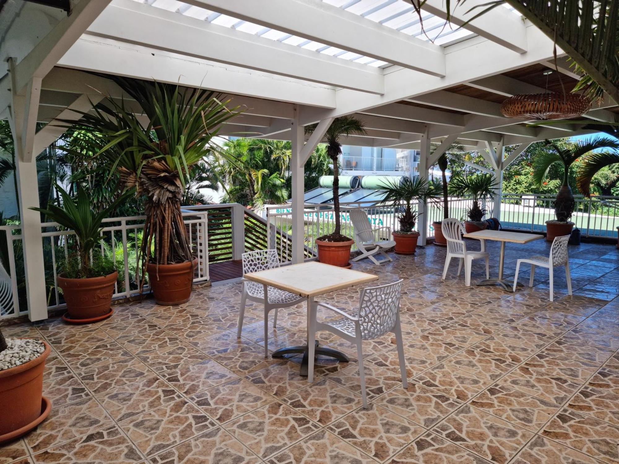Hotel Chez Papa Daya 생피에르 외부 사진